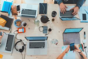 商社に強いDXコンサルティングファーム5選！大手から独立系まで特徴と選び方を解説