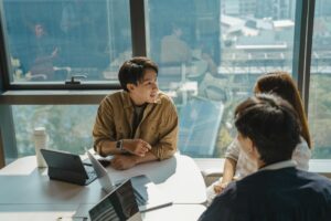 売上拡大に強いコンサルティングファーム5選｜業界・課題別の選び方と費用相場を解説